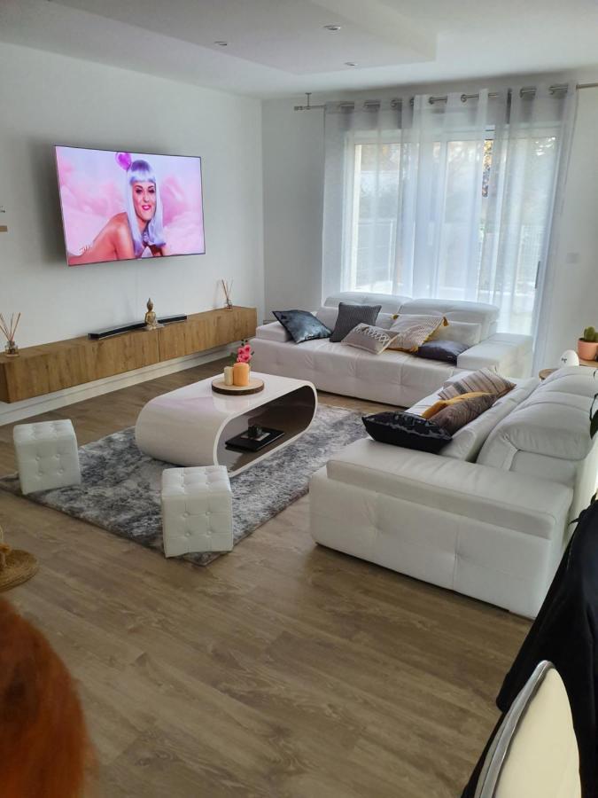 Appartement Confortable Biguglia  Buitenkant foto